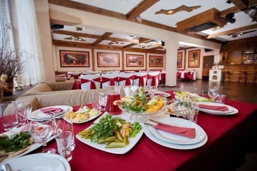 Банкетный зал до 100 человек