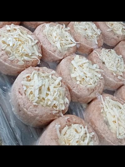 ГНЕЗДА из рубленой кеты с кальмарами и грибным жюльеном в/у.