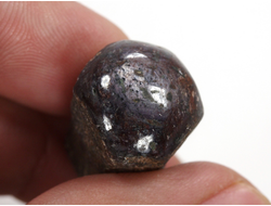 Корунд с иризацией, кристалл, полировка с одной стороны, Индия (26*16*15 мм, 15 г) №29904