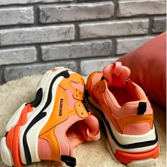 Кроссовки Balenciaga Triple S оранжевые с розовым в Уфе