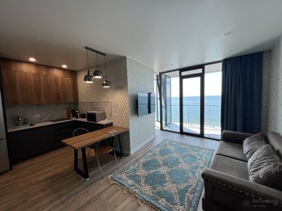 ЖК "Tropical Garden", Квартира 1+1 с прямым видом на Чёрное море , в Грузии, пригород Батуми. Аренда на долгий срок. Сдана до 081025