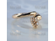 Золотое кольцо с ножкой младенца красное золото 585 пробы с одним бриллиантом