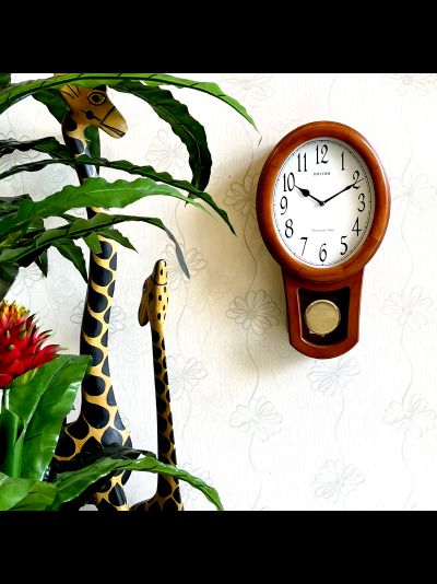 Настенные часы Rhythm CMJ576NR06