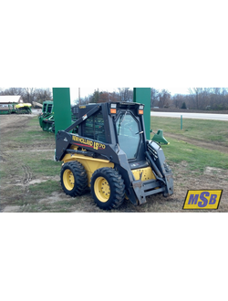Стекло на мини-погрузчик New Holland LS170