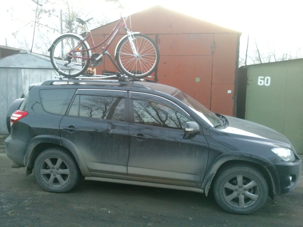 На крыше автомобиля - Atlant Roof Rider (Россия)