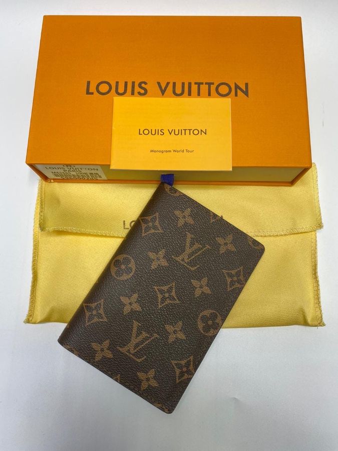 Обложка на паспорт Louis Vuitton по самой выгодной цене!