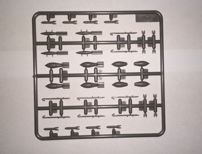 Сборная модель: (ICM 48095) Советский истребитель-биплан И-153 "Чайка"