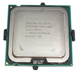 Процессор Intel Pentium Dual Core E2140 1.6 Ghz x2 socket 775 (800) (комиссионный товар)