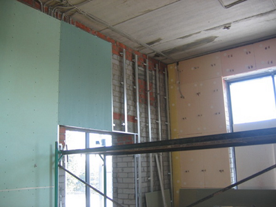 Обшивка стен гипсокартоном, обшивка стен гипсокартоном тюмень, обшивка стен гипсокартоном цена