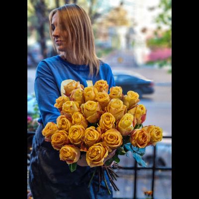 Роза Эквадор 70 см 25 шт