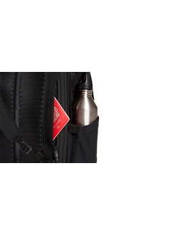 Скрытый карман для документов в рюкзаке Thule Paramount 24L Black