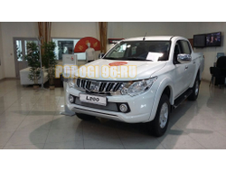 Защита радиатора Mitsubishi L200 V 2015-2019 chrome