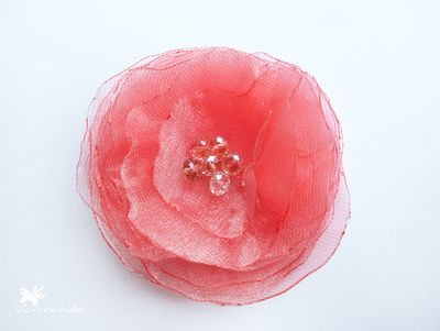 Брошь-цветок из органзы "Нежность"