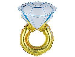 Кольцо с бриллиантом