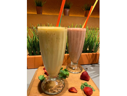 смузи малина банан