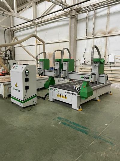 Фрезерно-гравировальный станок с ЧПУ WoodTec H 1325 4FM