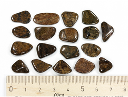 Бронзит, галтовка в ассортименте, Бразилия (12-15 мм, 0,5-1 г) №26920