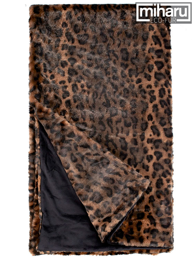 Плед из искусственного меха пантеры