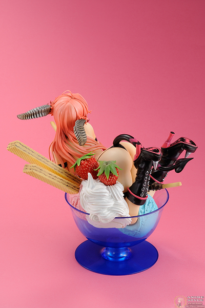 Фигурка 1/7 Асмодей (Asmodeus Koori Shiri Ice Cream no Bushi)