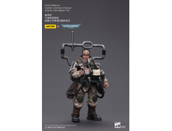 Связист Кадианской Гвардии (Warhammer 40k) - КОЛЛЕКЦИОННАЯ ФИГУРКА 1/18 Astra Militarum Cadian Command Veteran with Master Vox (JT7912) - JOYTOY