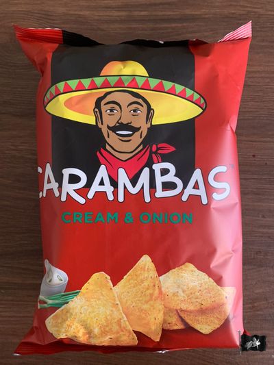 Чипсы кукурузные ТМ КАРАМБАС сметана и лук 150 гр.