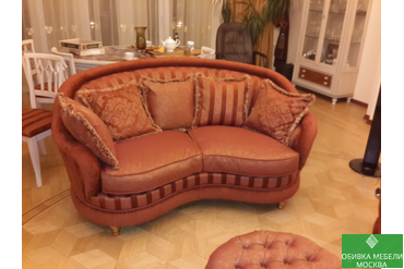 Обтяжка дивана в Москве
Пошив подушек с бахромой
☎8909-966-27-18