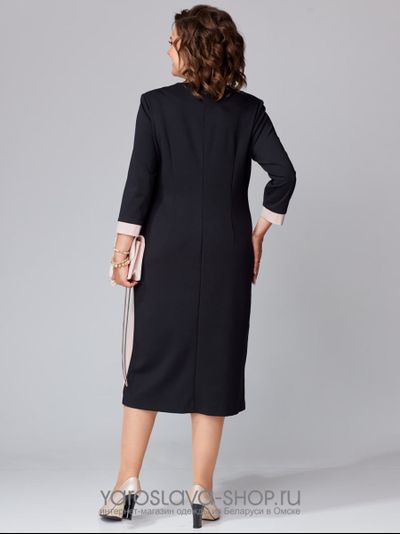 Деловое женское платье черно-розового цвета