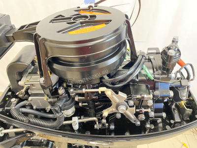 Лодочный мотор GLADIATOR G9.9PRO FHS под колпаком