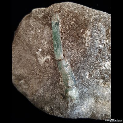 Берилл, кристалл с тектоническим сдвигом. Россия. 140*65*65мм