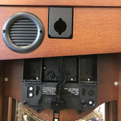 Настенные часы Rhythm CMJ582NR06