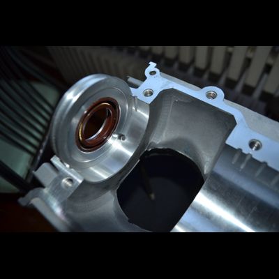 Комплект 1: комплект 2-х обойм с сальниками для картера РМЗ-640