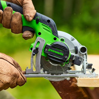 Циркулярная мини пила аккумуляторная Greenworks G24MCS 24V