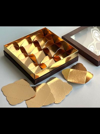 Коробка для 9 моти ПРЕМИУМ с/о (шоколад/золото), 180*180*45мм