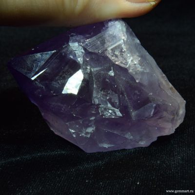 Аметист - кристалл с включениями Какоксенита(?)