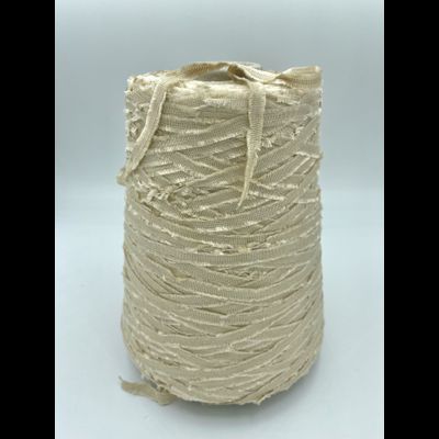 CARIAGGI art. VELVET 100% SE Шёлк   Nm.200 м в 100 г цв. 31686 золотисто-бежевый