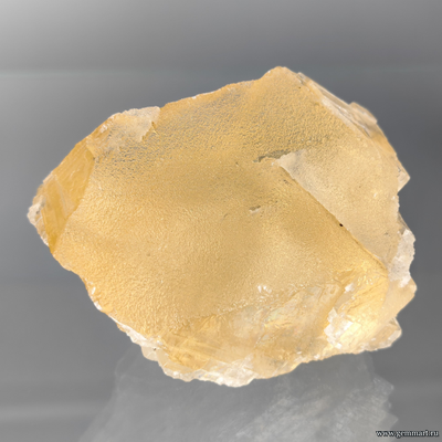 Кальцит, исландский шпат. Россия. 80*48*55мм