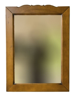 Зеркало вертикальное в деревянной резной раме.