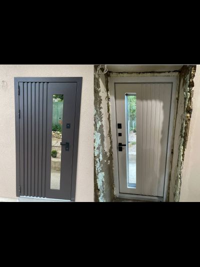 960*2050, ПРАВОЕ ОТКРЫВАНИЕ. ТЕРМОРАЗРЫВ. КРОНОС МУАР Ral 8019 (КОРИЧНЕВЫЙ) - СОФТ БЕЛЫЙ СНЕГ/ СТЕКЛОПАКЕТ.