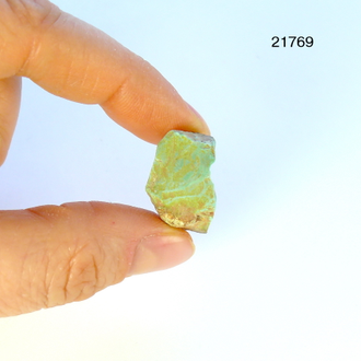 Бирюза натуральная (необработанная) Казахстан арт.21769: 4,4г - 20*14*14мм