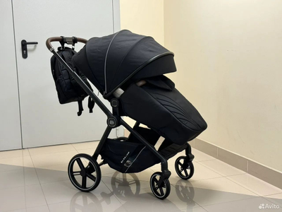 Детская коляска Luxmom A2 (реверсивный блок) Черный