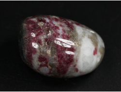 Турмалин розовый в кварце, галтовка, Бразилия (26*20*16 мм, 15,2 г) №35109