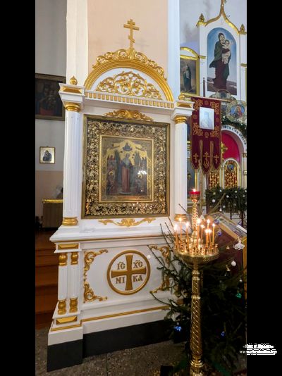 Напольные киоты