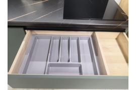 Кухня зеленая