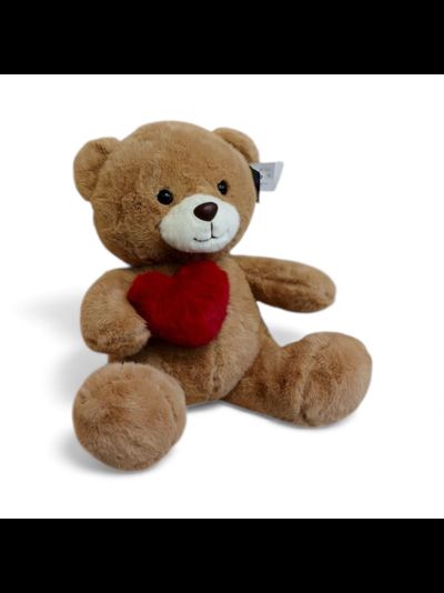 Медвежонок с сердечком