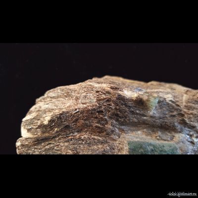 Берилл в слюдите. Россия. 145*70*45мм