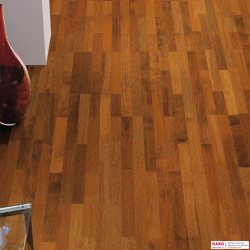 Декор паркетной доски Haro Мербау 525190 в интерьере детально