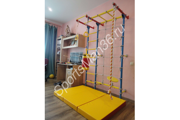 ШВЕДСКАЯ СТЕНКА ROMANA KARUSEL S7^ цвет металла красный+голубой, ступени массажные + детский боксерский набор красно-желтого цвета