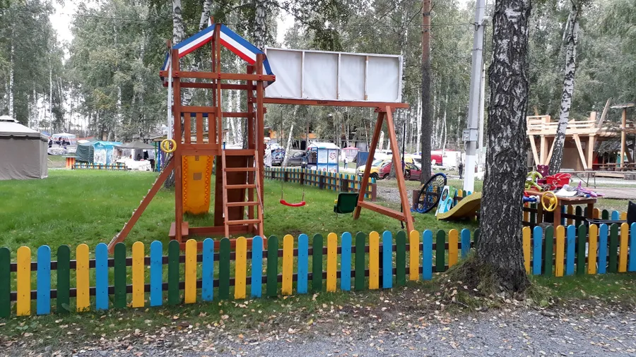 Детская площадка Тасмания. Сельский парк "Околица" Праздник Топора 2019