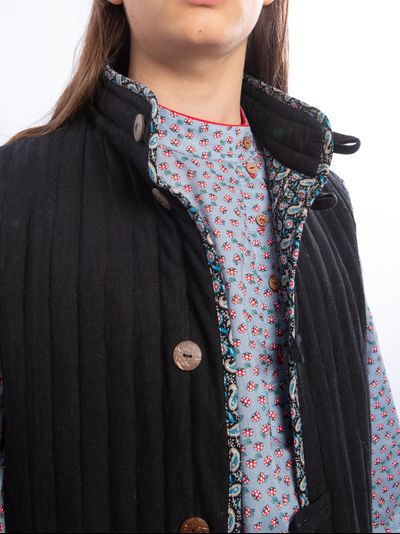 Жилетка "Родное тепло" черная