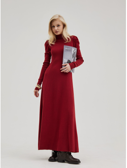 Платье вязаное